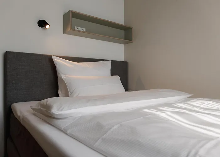 Hotel Baltica Altona 3*